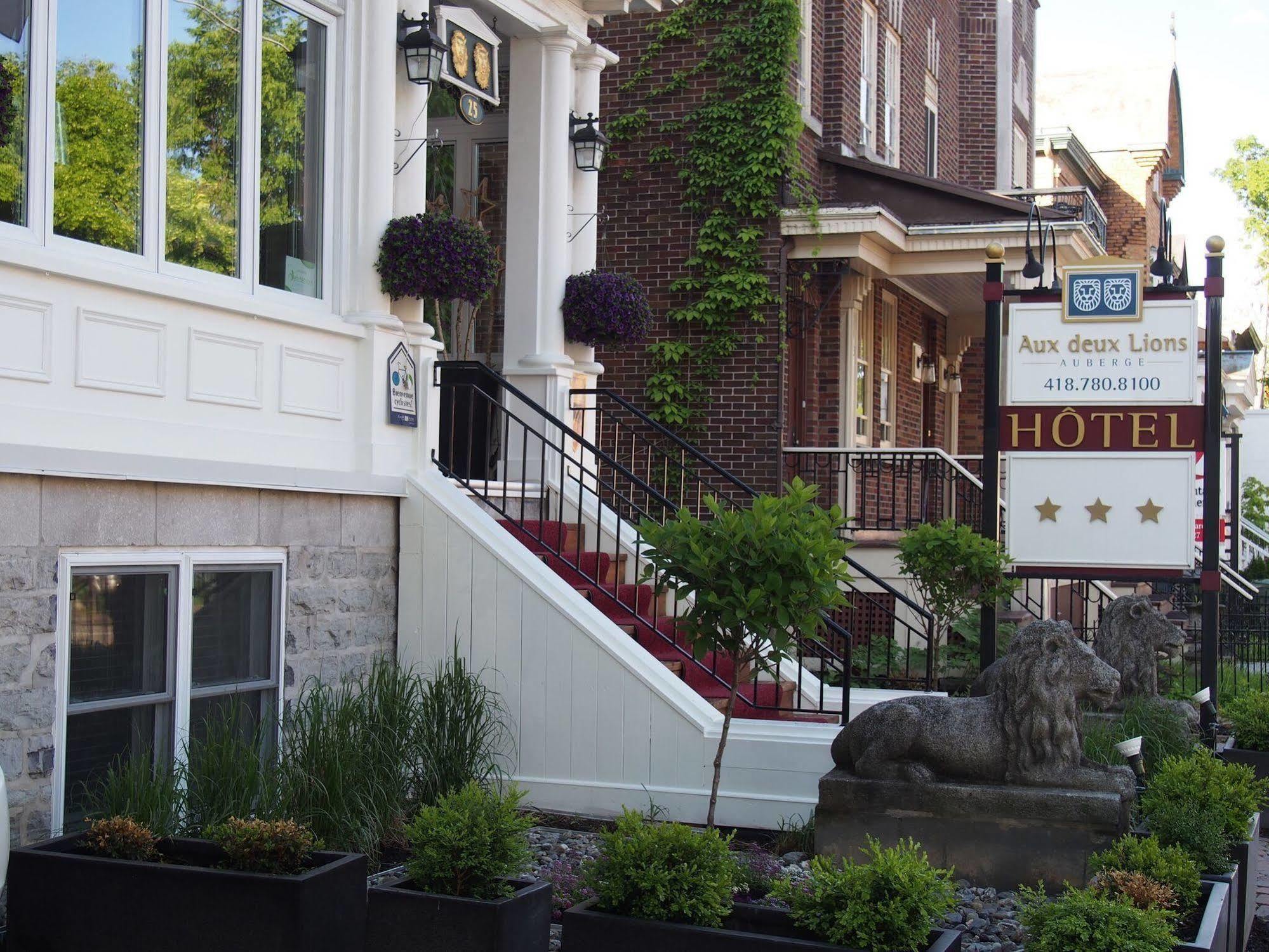 Auberge Aux Deux Lions Hotel Quebec City Exterior photo